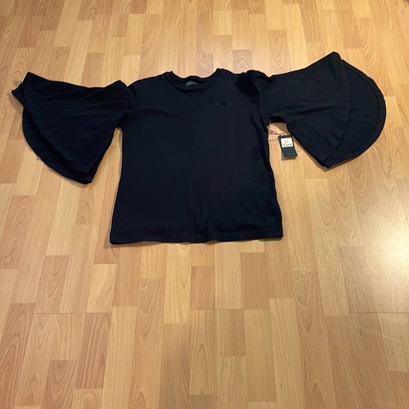 Citizens Of Humanity Tops - Rare citizens of humanity T-shirt stand out in a crowd🔥❣️😎